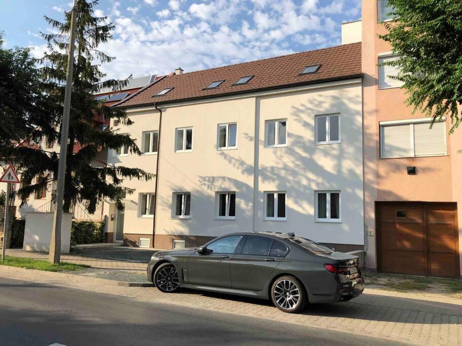 ショプロンQuattro Casaアパートメント エクステリア 写真
